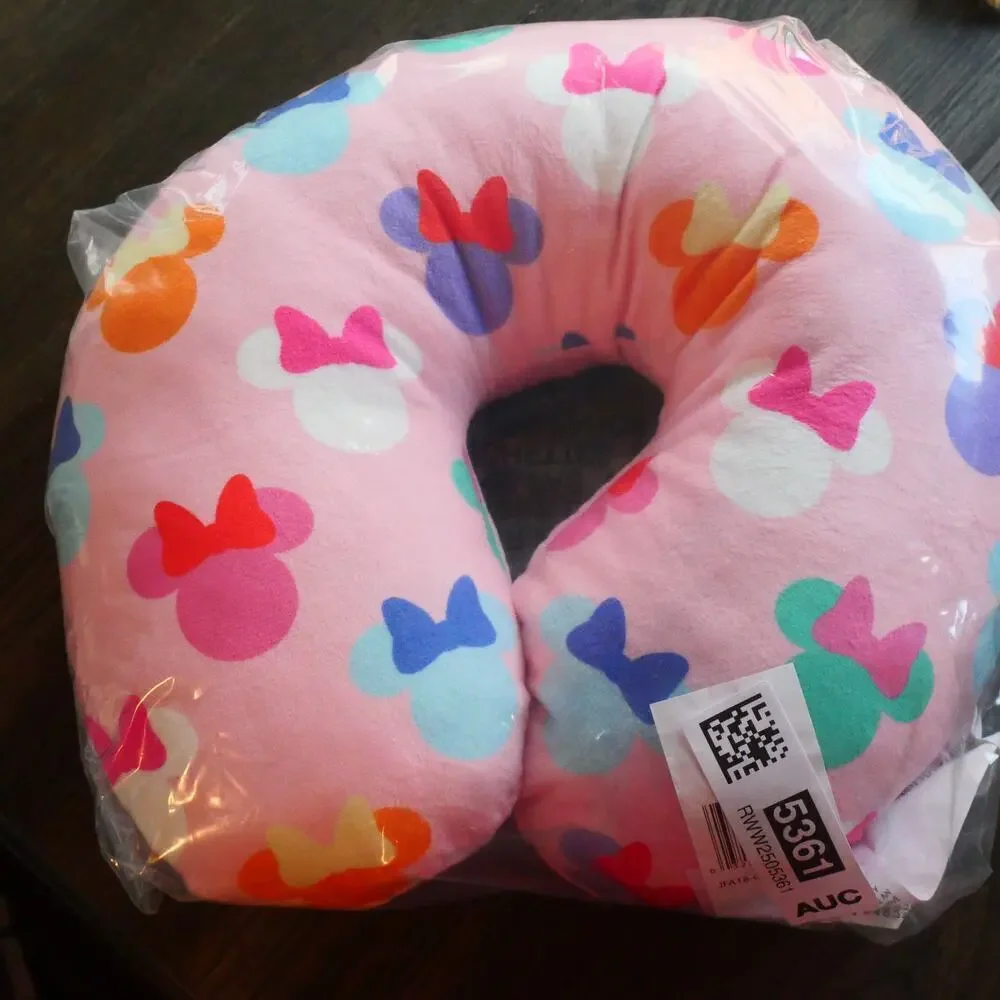 NEW Jay Franco Disney Minnie Mouse Kids Travel Neck Pillow  Ages 3-10 Pink